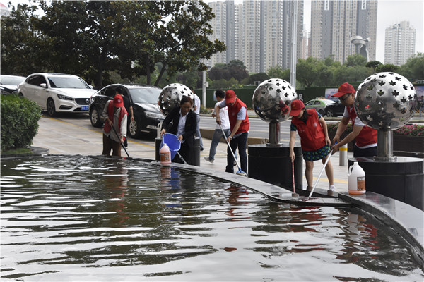 华体会·hth|官网入口-www.hth.com
联合商务区社区开展“清洁家园 美化社区”       主题志愿服务活动